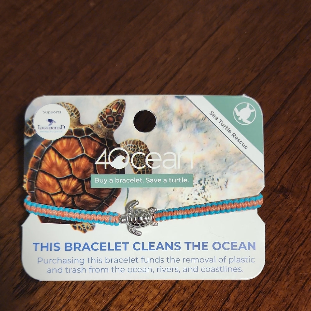 4Ocean Sea Turtle Rescue Braided Bracelet - Picture 2 of 2